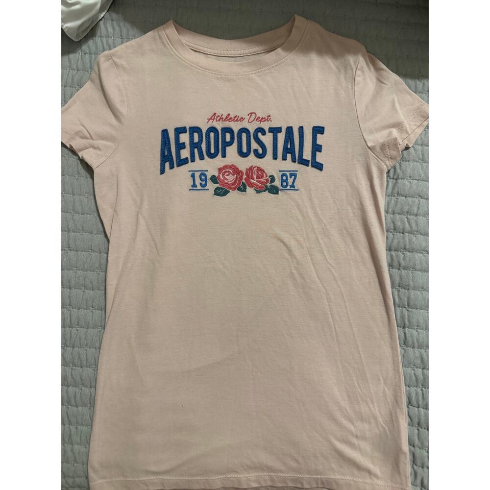 Aeropostale Classic Crew Size Medium Light Pink NWOT